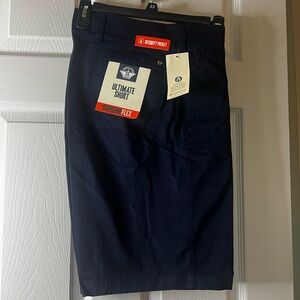 Men’s Navy Docker Flex Comfort Waistband Shorts  Size 33